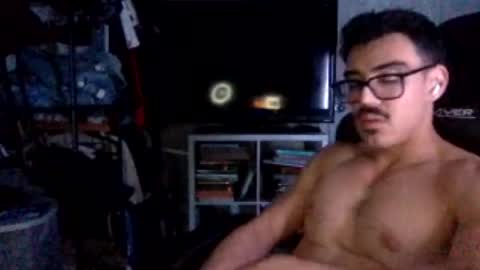 luvrboy77 online show from June 19, 6:52 am