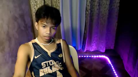 luxirfy online show from December 15, 7:55 pm