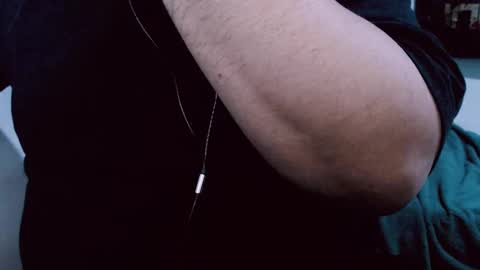 Snapshot of lvcifer_ chatting on January 10, 1:53 am ayoo online show from January 10, 1:53 am