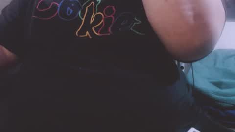 Snapshot of lvcifer_ chatting on October 29, 8:34 pm ayoo online show from October 29, 8:34 pm