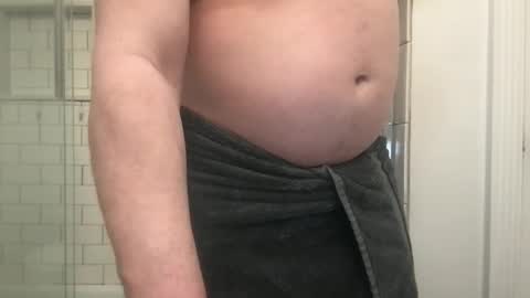 lvguynextdoor440656 online show from March 26, 3:21 am