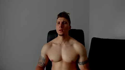 Lyonel online show from November 22, 5:34 pm