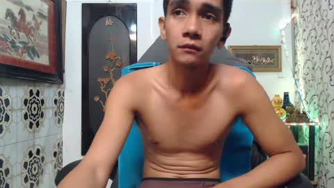 SWEETPINOY online show from December 26, 11:24 pm