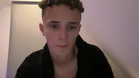  NEW   Leo  lz britboy online show from March 5, 10:23 pm