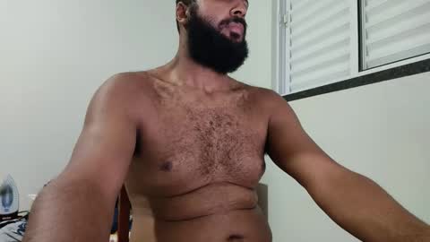 m0ren01995 online show from May 2, 12:46 am