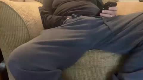 Ivor online show from December 5, 12:00 pm