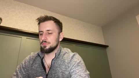 m_stephen online show from March 1, 4:01 am