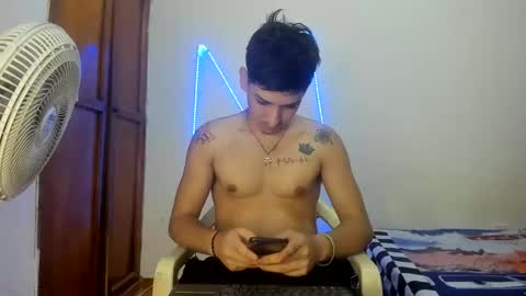 Snapshot of maaster420 chatting on October 6, 7:18 pm itgram pezlo josue online show from October 6, 7:18 pm