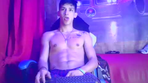 Snapshot of maaster420 chatting on December 16, 5:38 am itgram pezlo josue online show from December 16, 5:38 am