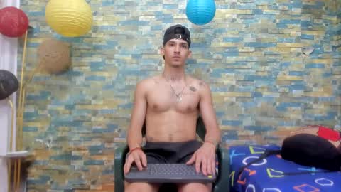 Snapshot of maaster420 chatting on January 18, 3:05 pm itgram pezlo josue online show from January 18, 3:05 pm