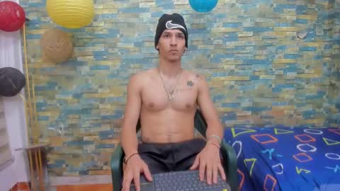 Snapshot of maaster420 chatting on January 11, 1:01 pm itgram pezlo josue online show from January 11, 1:01 pm