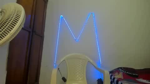 Snapshot of maaster420 chatting on October 13, 11:22 pm itgram pezlo josue online show from October 13, 11:22 pm