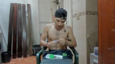 Snapshot of maaster420 chatting on January 20, 1:53 pm itgram pezlo josue online show from January 20, 1:53 pm