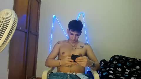 Snapshot of maaster420 chatting on September 28, 3:04 am itgram pezlo josue online show from September 28, 3:04 am