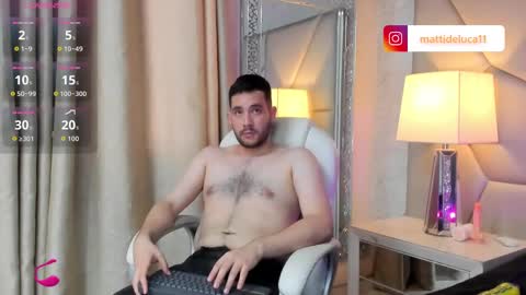 Snapshot of maatt_de_luca chatting on October 13, 6:03 pm Matt De Luca online show from October 13, 6:03 pm