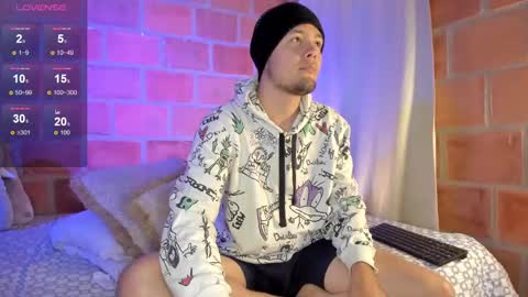   online show from March 7, 9:51 am