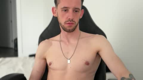 Snapshot of macebre chatting on October 20, 2:21 pm my beautiful long dick will make you happy online show from October 20, 2:21 pm