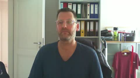 macfly67 online show from February 8, 10:18 am