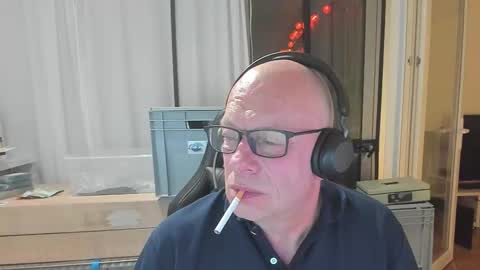 Andy online show from February 8, 10:36 pm