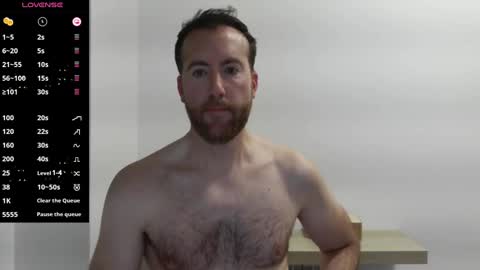 Snapshot of machohiberiko chatting on December 7, 7:43 pm Jota online show from December 7, 7:43 pm