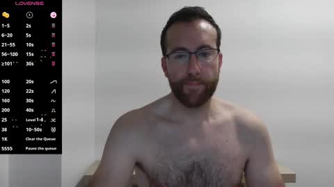 Snapshot of machohiberiko chatting on December 3, 7:00 pm Jota online show from December 3, 7:00 pm