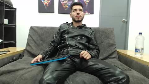 instagram mackdanielsx online show from November 20, 11:25 pm