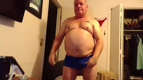 mackdocc001 online show from November 26, 6:22 pm