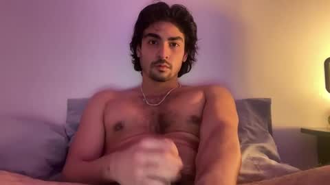 Snapshot of maddaewg101 chatting on March 1, 1:22 am maddaewg101 online show from March 1, 1:22 am