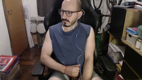 Peter online show from December 4, 3:48 am