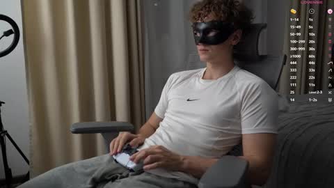 Mike XMaestro 3369 online show from February 20, 9:27 pm