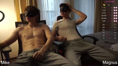 Snapshot of maestro3369 chatting on March 2, 2:04 pm Mike XMaestro 3369 online show from March 2, 2:04 pm