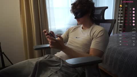 Snapshot of maestro3369 chatting on October 9, 11:59 am Mike XMaestro 3369 online show from October 9, 11:59 am