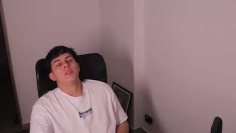 Tony Hoffa online show from March 22, 3:44 am