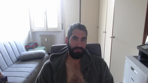Snapshot of magistermat_ chatting on October 27, 7:10 am Magister online show from October 27, 7:10 am
