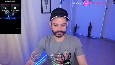 Snapshot of magnus_king chatting on February 15, 10:32 pm     online show from February 15, 10:32 pm