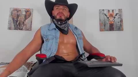 Magnusclark online show from July 2, 6:36 pm