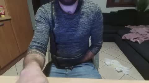 maialinofriuli online show from October 12, 3:22 am