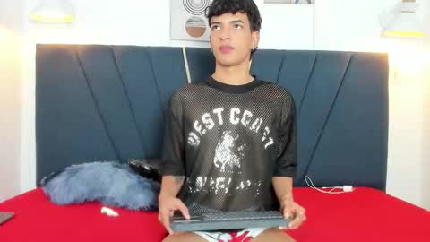 maicol_cum23 online show from February 28, 5:56 pm