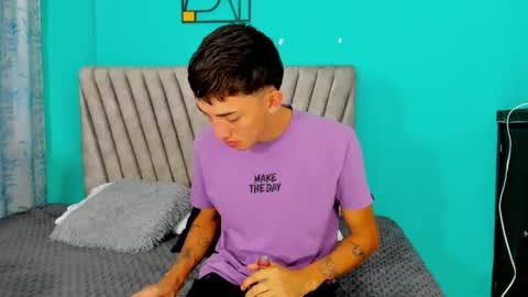 Maikol online show from April 1, 12:29 pm