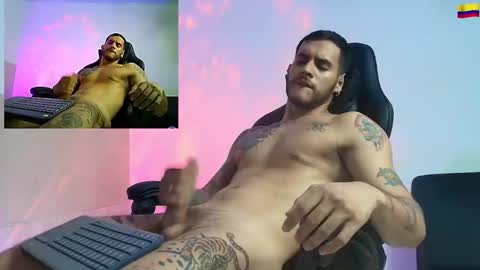 Snapshot of make_manson chatting on October 22, 8:00 pm Make online show from October 22, 8:00 pm