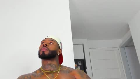 Makonnen online show from November 14, 7:43 am