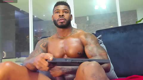 Makonnen online show from December 15, 2:30 am