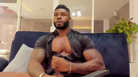 Makonnen online show from February 26, 9:25 pm