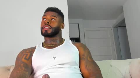 Makonnen online show from October 29, 12:02 am