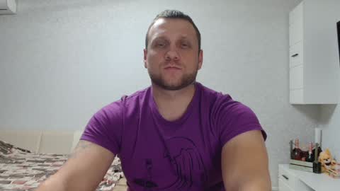 malchyshka online show from December 7, 6:26 pm