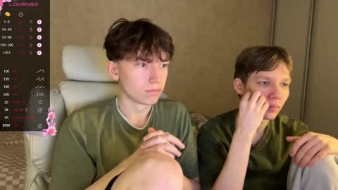 Snapshot of malcolm_yang chatting on December 14, 2:53 pm Tom and Mark 3 online show from December 14, 2:53 pm