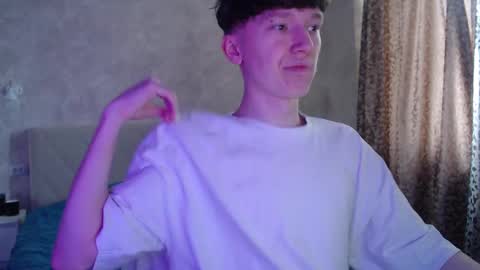 Snapshot of malcolm_yang chatting on March 11, 10:29 am Tom and Mark 3 online show from March 11, 10:29 am