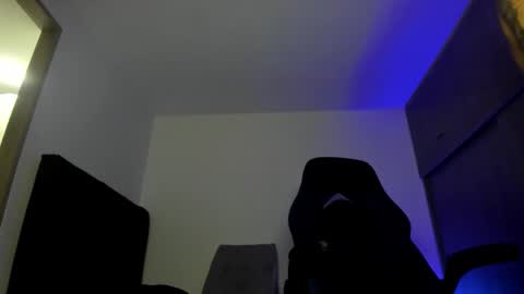 ADAM         online show from November 6, 2:58 am