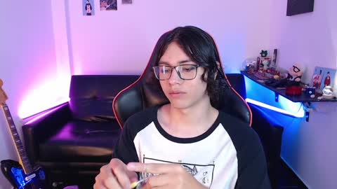 Malik  online show from January 8, 3:17 pm