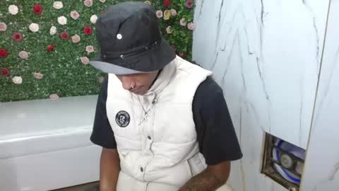 man_san11 online show from December 18, 3:08 pm